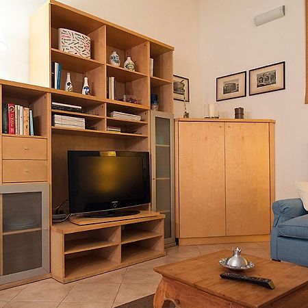 Elegant Apartment In Sant'Ambrogio Milánó Kültér fotó