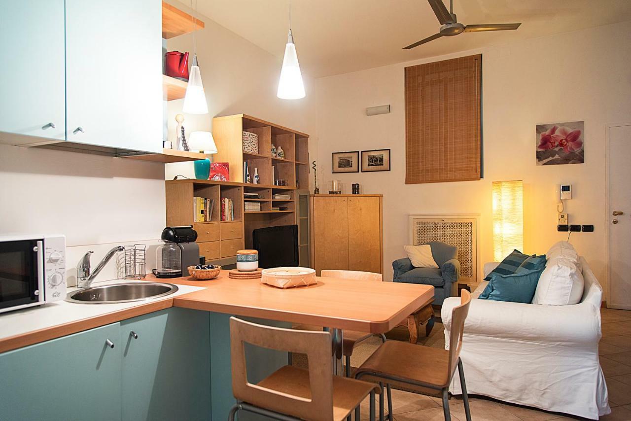 Elegant Apartment In Sant'Ambrogio Milánó Kültér fotó